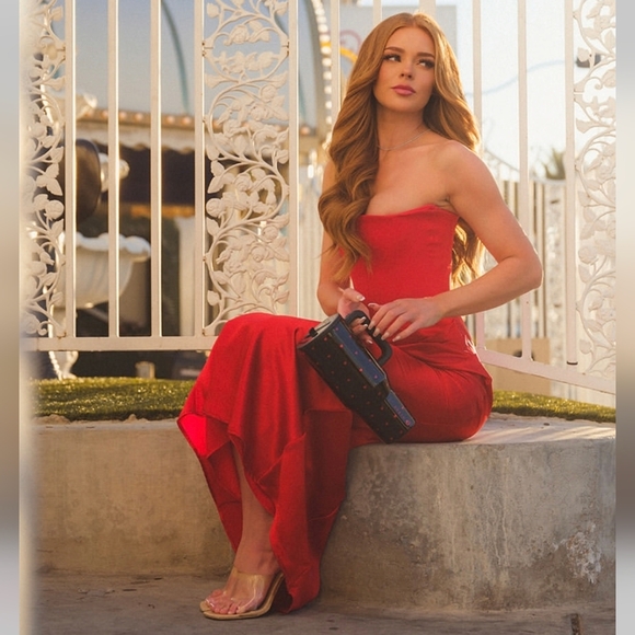 Queen Of Hearts Hydrojug 40OZ ❣️❤️ - Picture 3 of 4